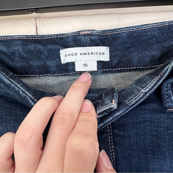 Good American Good Legs Crop Jeans In Blue260 15 - Picture 4 of 7